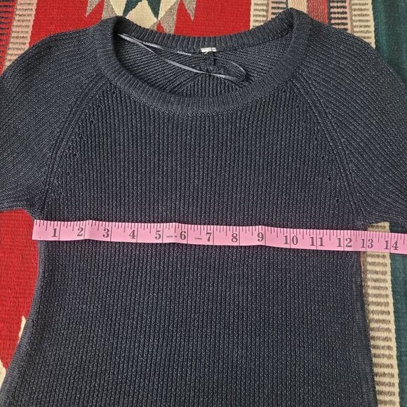 Lululemon Cabin Yogi Long Sleeve Tunic Sweater Sz 2 Black Knit Thumbholes Capsul - Picture 5 of 9